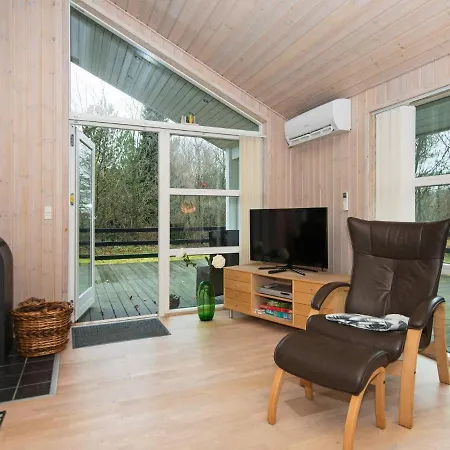 Modern Holiday In With Terrace *