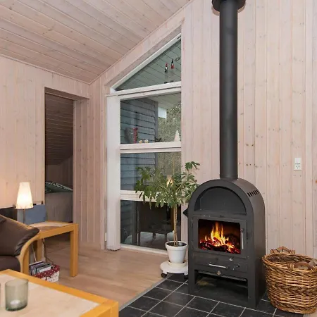 Modern Holiday In With Terrace Holiday home *